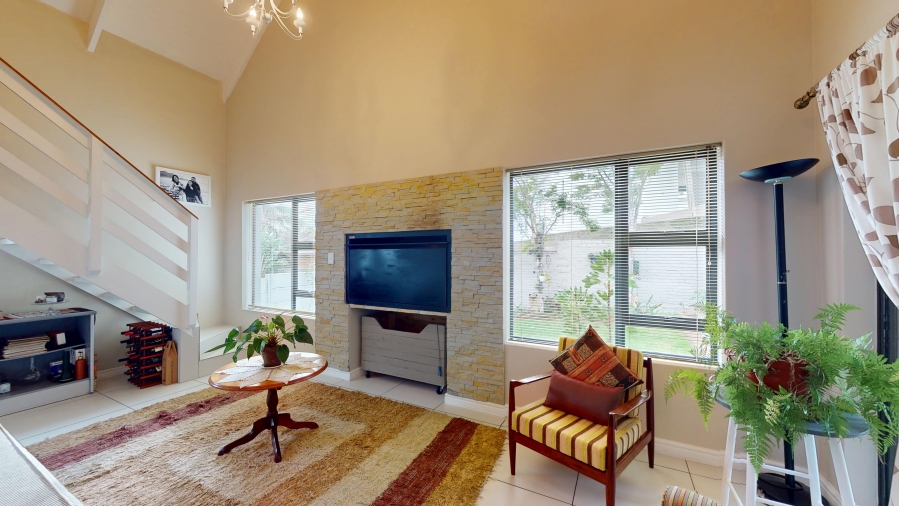 3 Bedroom Property for Sale in Berg En Dal Western Cape